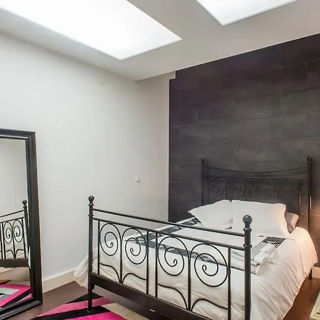 The Fashion Duplex Apartment Lisbon