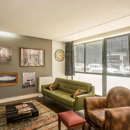 The Fashion Duplex Lisboa